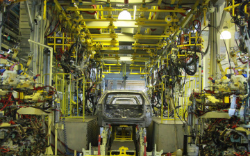 Производство легковых автомобилей в РФ увеличилось на 92,5%