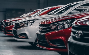 Петербург теряет долю в общероссийских продажах машин
