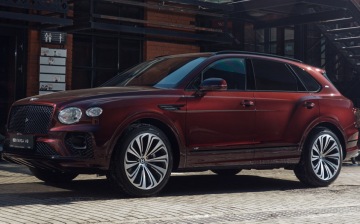 Bentley Bentayga попал под отзыв в России