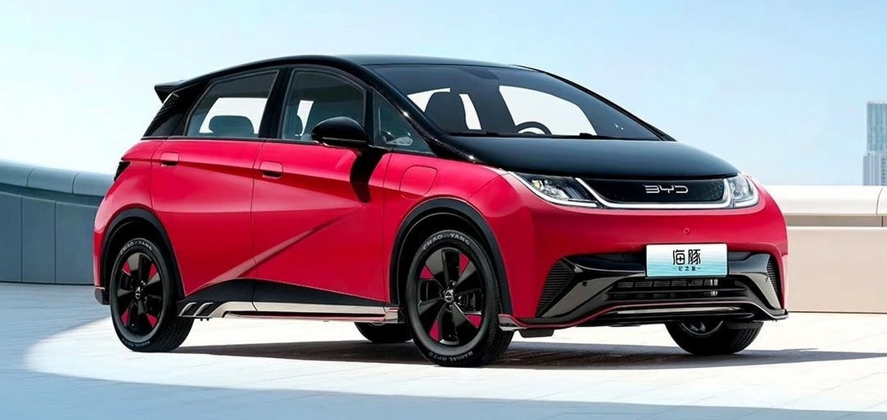 Почти 100 тыс. электромобилей BYD попали под отзыв в Китае
