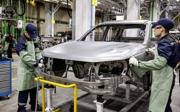 На УАЗе началось серийное производство Sollers ST6 и ST8