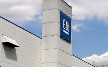 Стало известно, когда перезапустят экс-завод GM в Петербурге