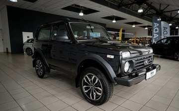 Lada Niva Sport доехала до петербургских дилеров