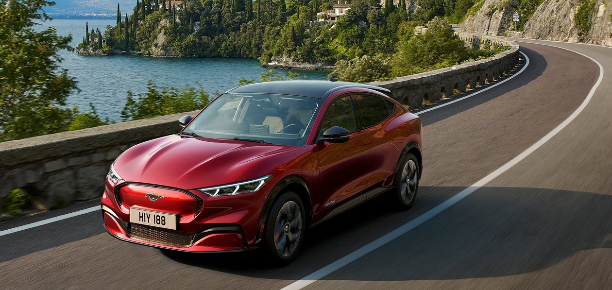 Ford отзывает более 330 тыс. автомобилей в США