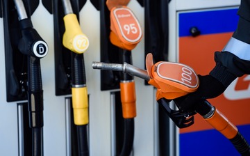 В России становится меньше продающих бензин АЗС