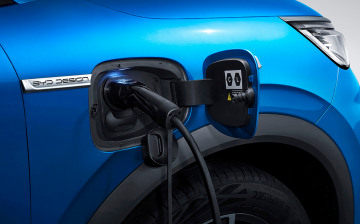 Китай отказал электрокарам в господдержке