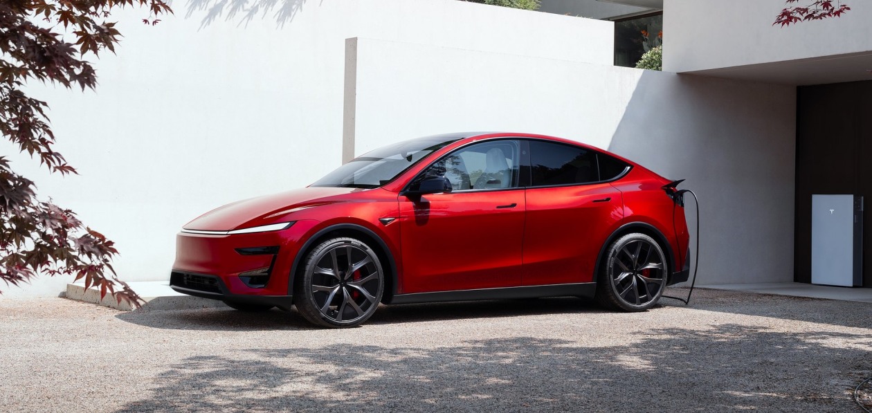 Tesla отказывается от использования китайских комплектующих