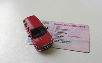 Россияне смогут заселяться в гостиницы по водительским правам