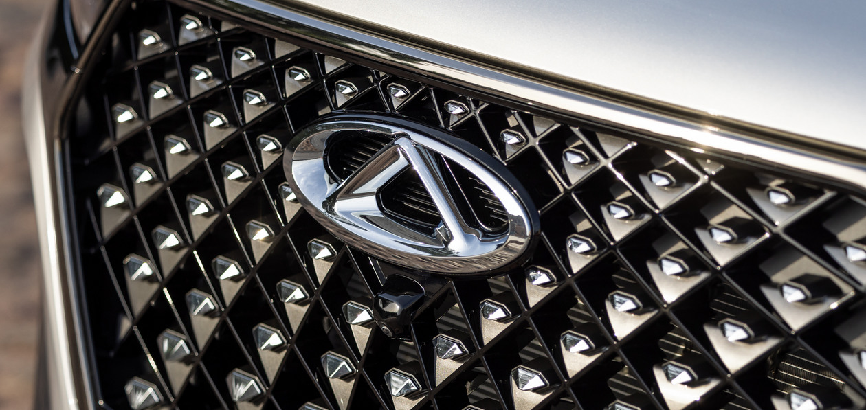 Китай сократил поставки автомобилей в Россию