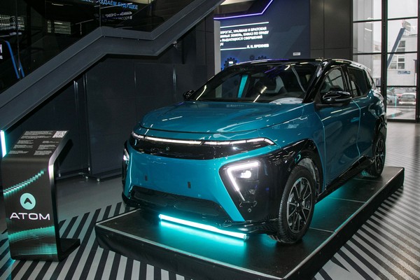 Отечественная «электричка» поедет с опозданием