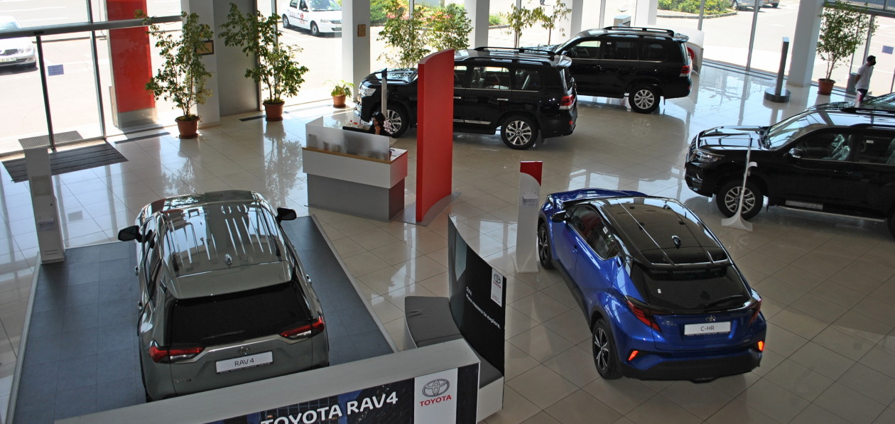 Российский авторынок продолжает «буксовать»