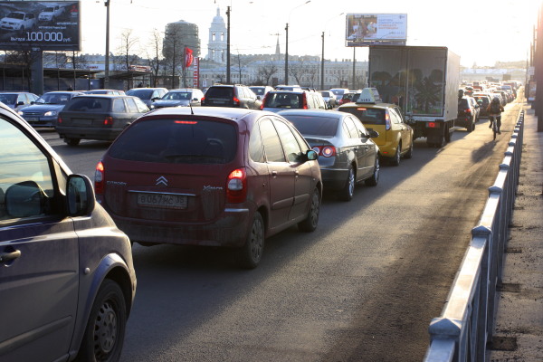 Автопарк РФ превысил отметку в 55 млн машин всех типов