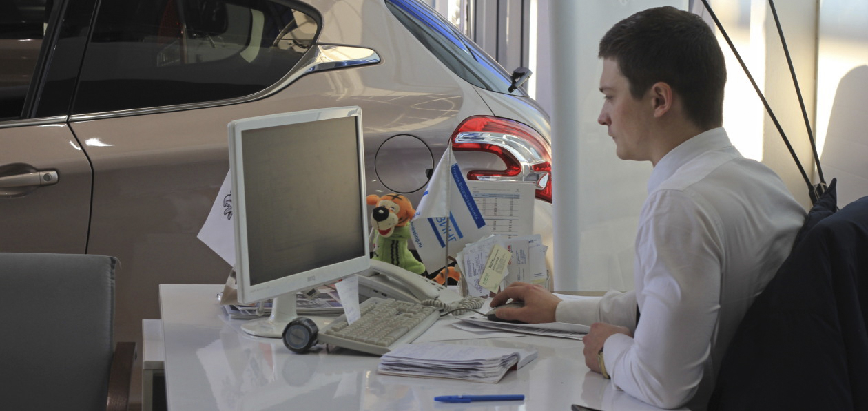 За месяц авторынок Петербурга вырос на четверть