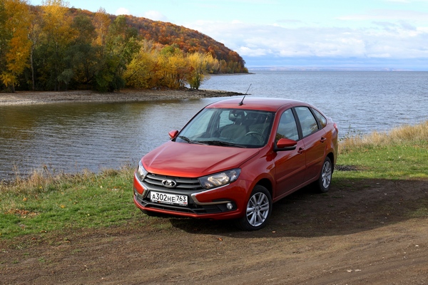 Автомобили «Лада Гранта» вновь попали под отзыв