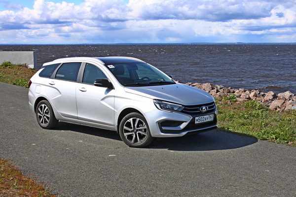 Автовладельцам доплатят за покупку Lada