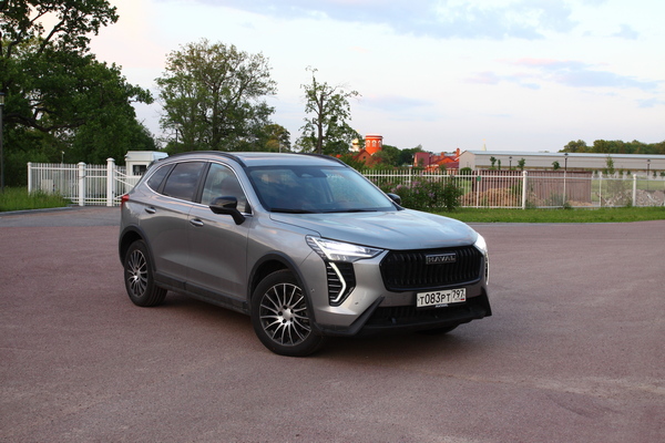 Названа доля российских и китайских брендов в автопарке регионов РФ