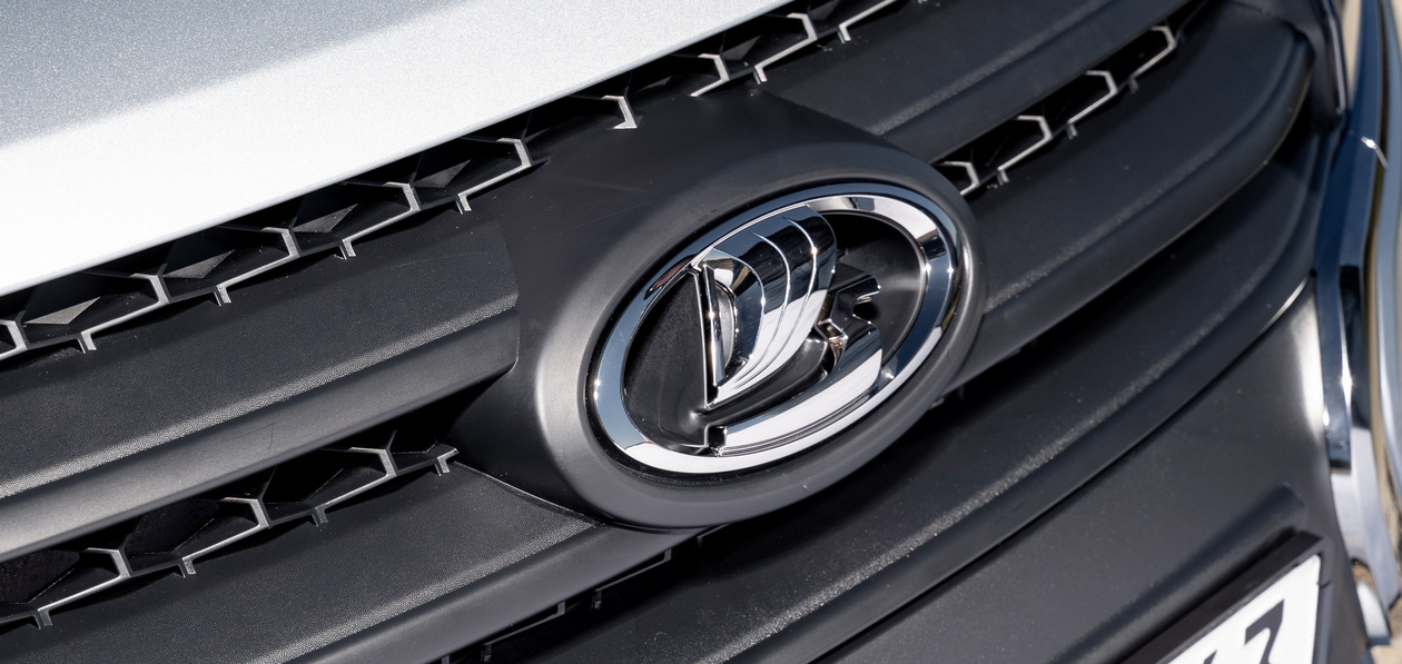 За месяц россияне приобрели менее полумиллиона подержанных «легковушек»