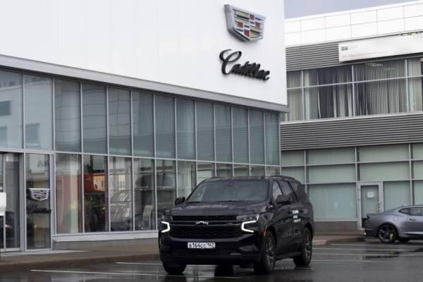 NHTSA проверяет почти 1 млн машин GM из-за отказов двигателей