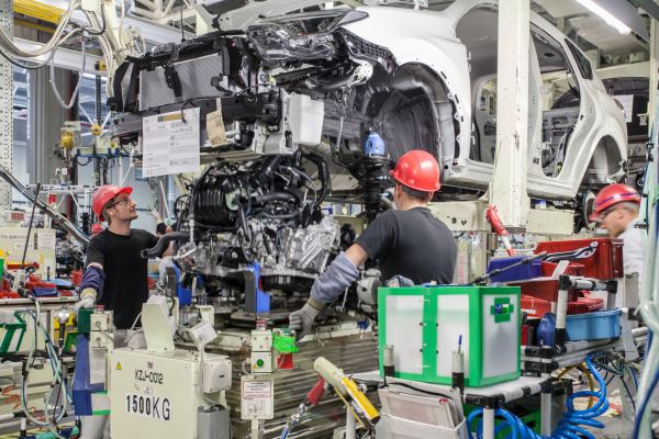 Toyota и Honda рискуют остановить заводы в Канаде