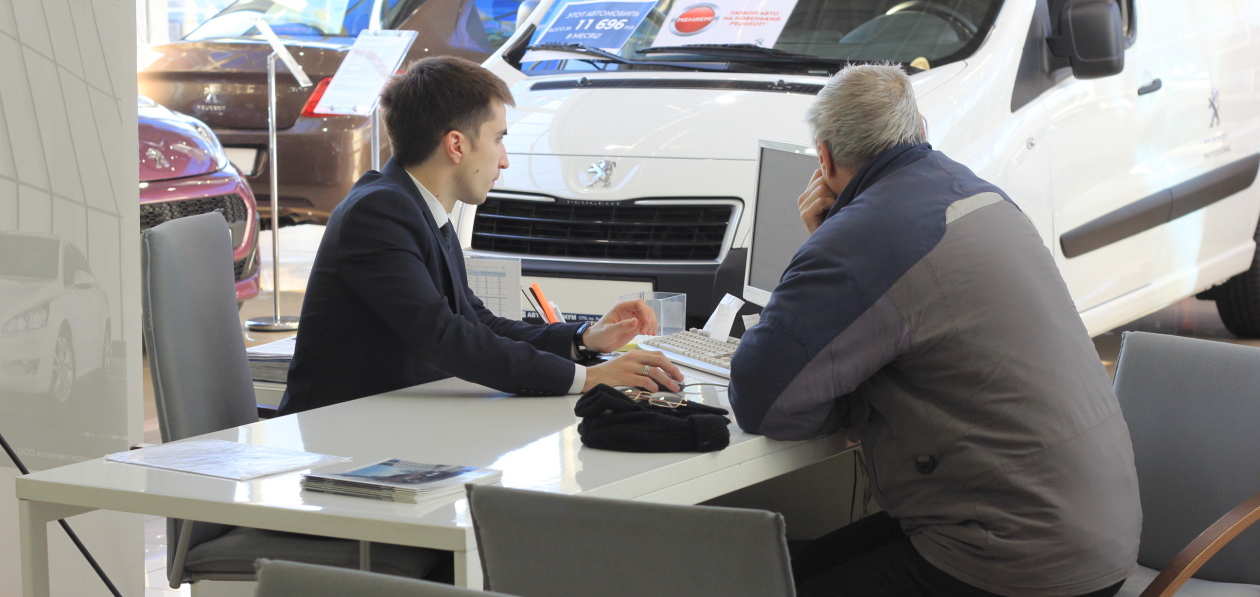 Продажи автомобилей в Санкт-Петербурге обновили годовой рекорд