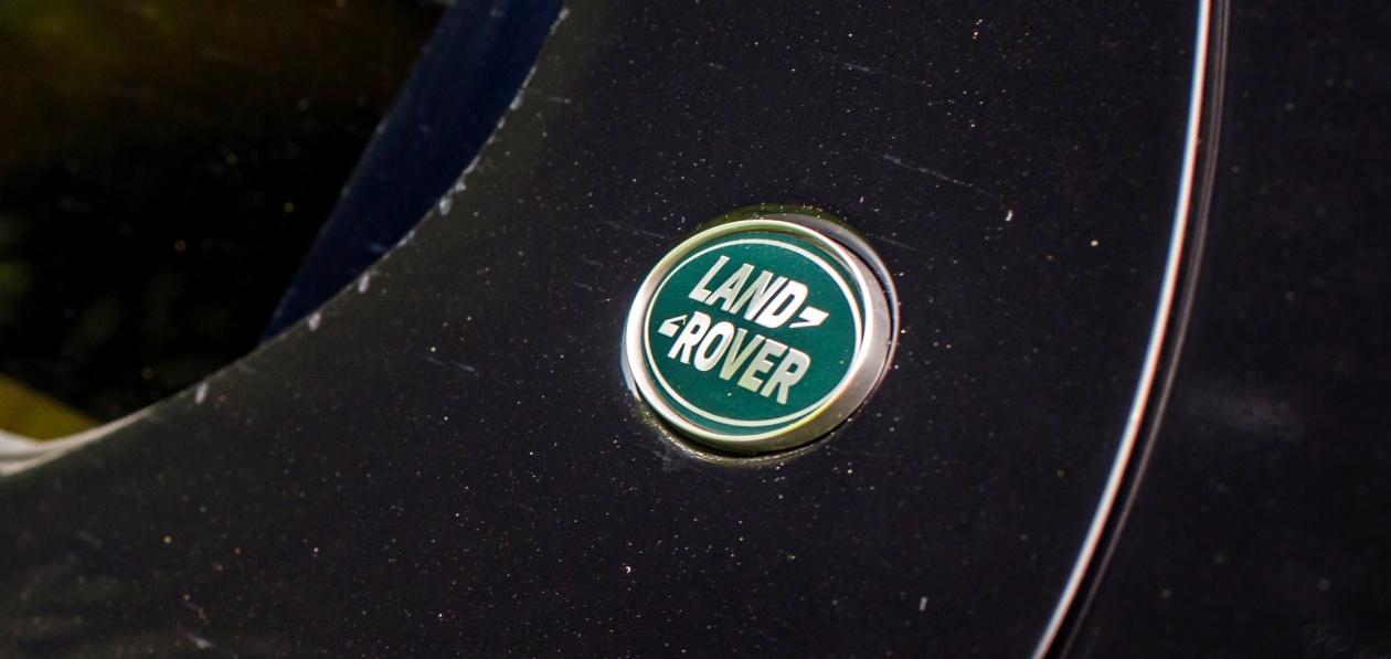 Jaguar Land Rover уволит 4000 сотрудников на фоне кризиса продаж