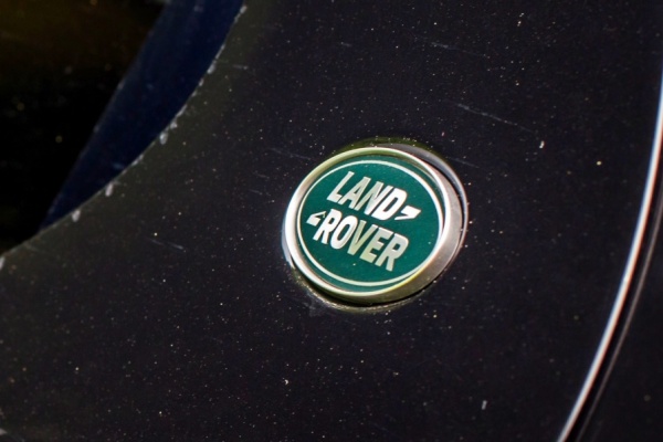 Jaguar Land Rover уволит 4000 сотрудников на фоне кризиса продаж