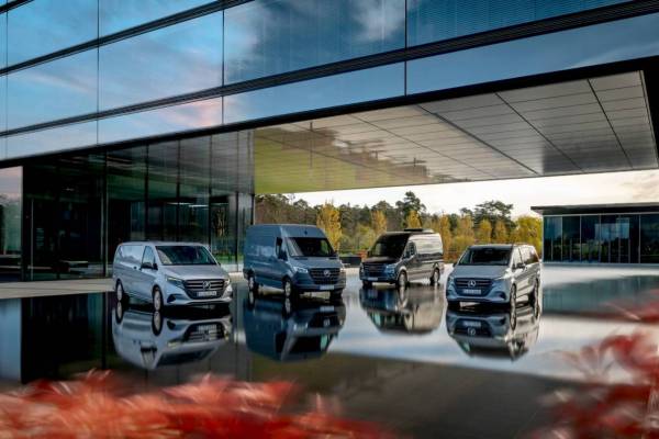 Mercedes-Benz поставил рекорд по продажам электромобилей