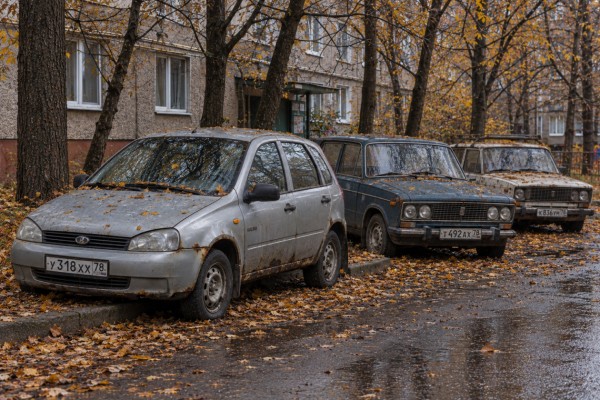 Петербург пересел на старые автомобили