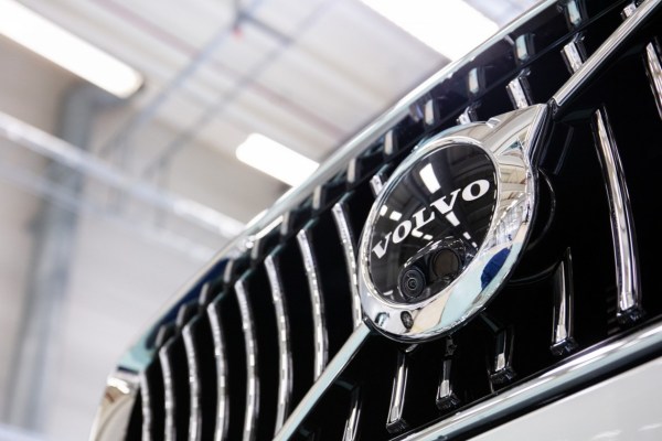 Volvo закрепила бренд в России до 2035 года