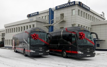 Scania передала Lux Express Group новые автобусы Irizar