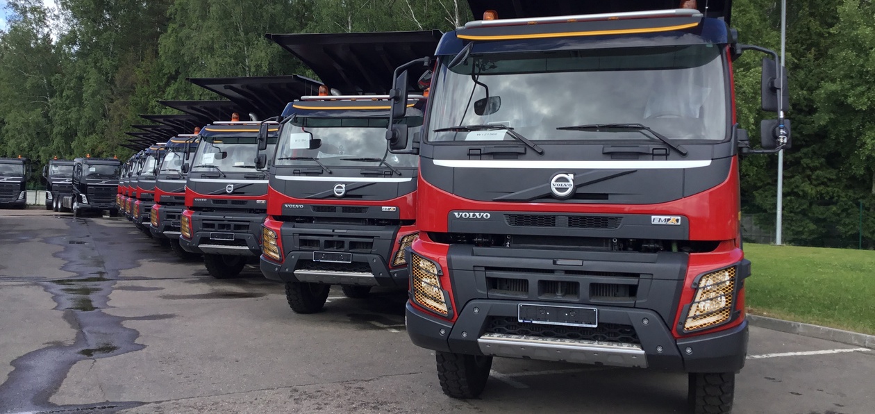 Volvo Trucks поставила «Угольной компании Бурятии» еще 10 самосвалов