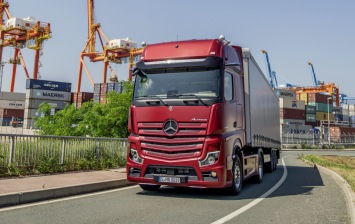 Mercedes-Benz Trucks представил новый флагманcкий тягач – обновленный Actros