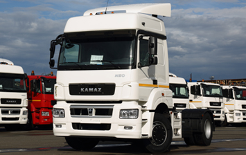 КАМАЗ закрепляется на Кубе