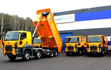 20 самосвалов Ford Trucks приступили к работе в Московском регионе