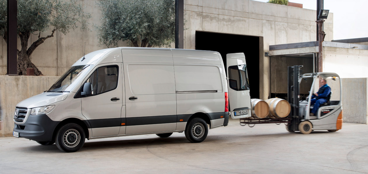 Mercedes-Benz предлагает Sprinter с одним из трех типов привода