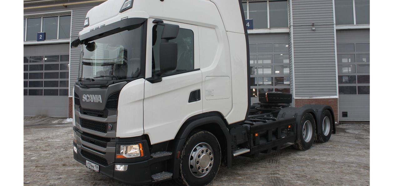 Scania по заказу перевозчика выпустила два эксклюзивных тягача