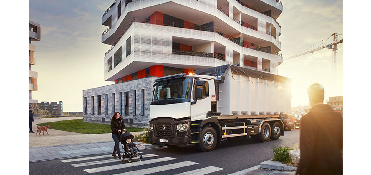 Renault Trucks расширяет функции безопасности своих грузовиков