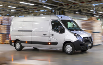 Opel вывел на рынок обновленный фургон Movano