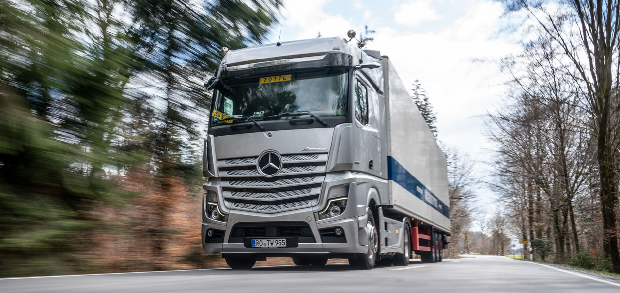 Mercedes-Benz Trucks провел «полевые» испытания нового Actros