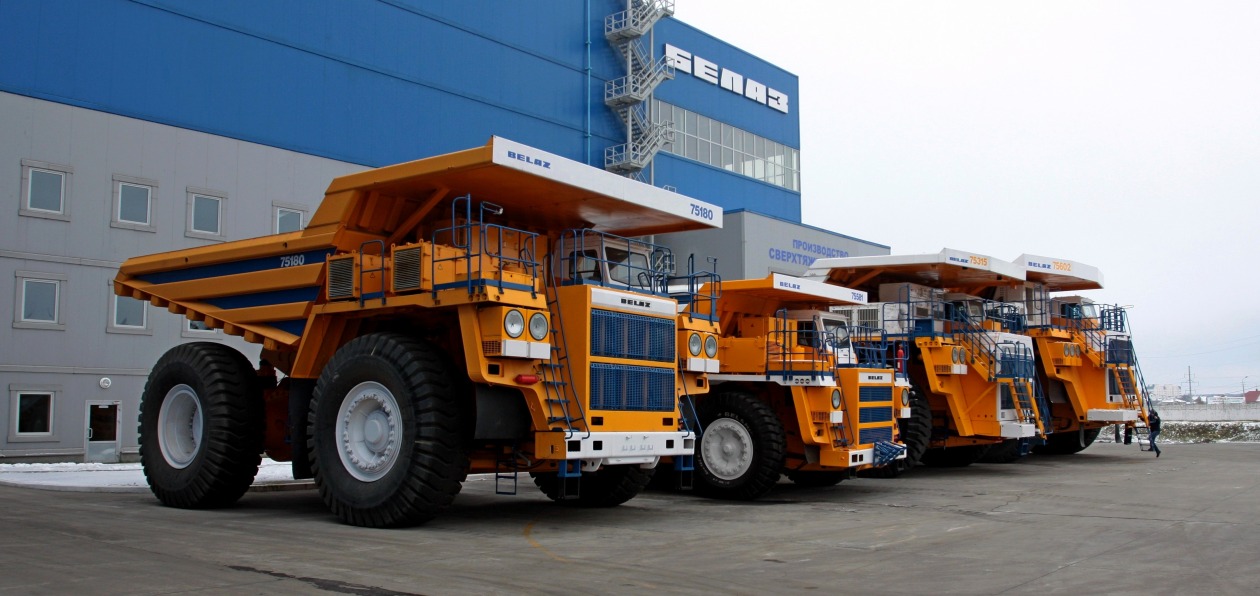 БЕЛАЗ поставит АО «Апатит» 50 карьерных самосвалов