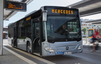 Mercedes поставит гибридные автобусы в Румынию