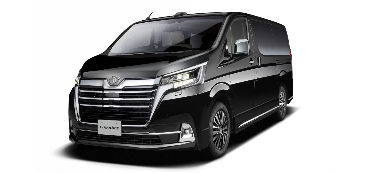 Toyota готовит к премьере новый люксовый микроавтобус