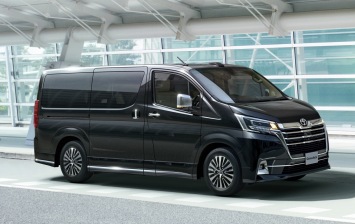 Стала известна дата начала продаж нового Toyota GranAce