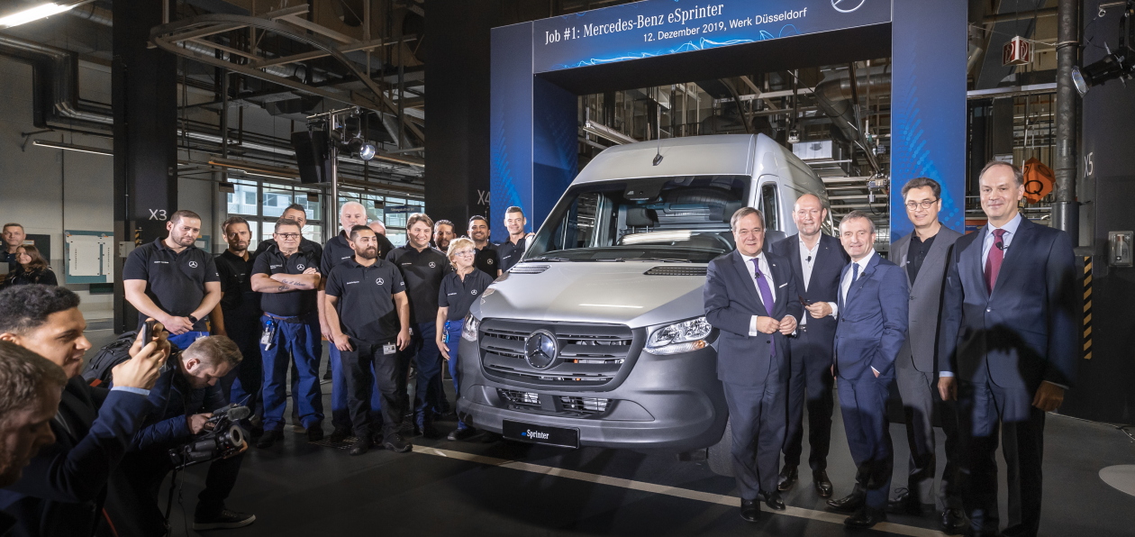 Mercedes eSprinter встал на конвейер
