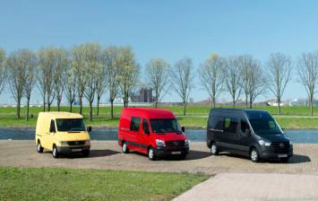 Mercedes отмечает 25-летие вэна Sprinter