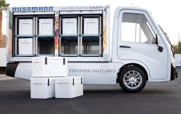 Panasonic представил электрический автомобиль-холодильник
