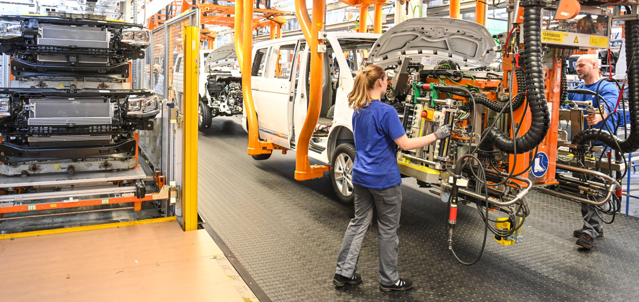 Российский рынок LCV пошел на спад