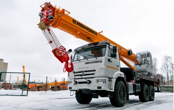 ИМЗ «Автокран» выпустил краны КС-25 нового поколения