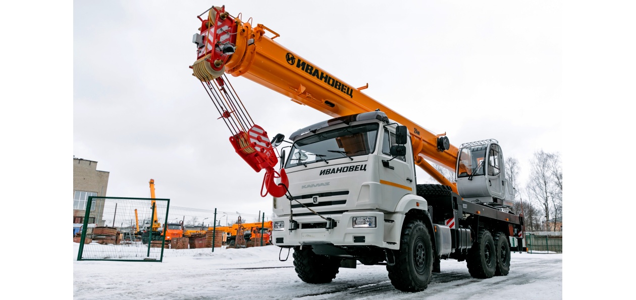 ИМЗ «Автокран» выпустил краны КС-25 нового поколения