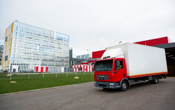 MAN доставил в московские больницы предметы первой необходимости